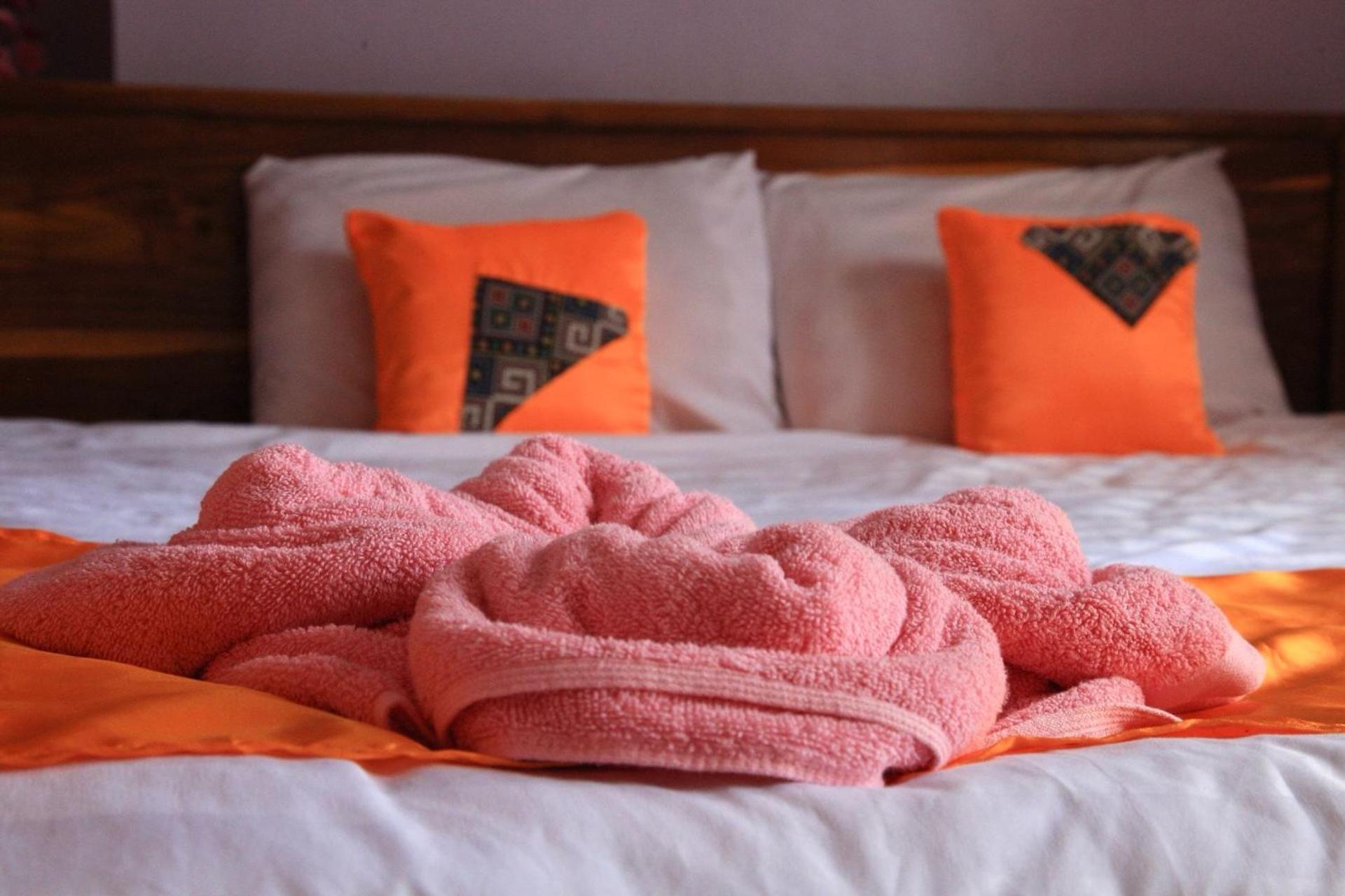 Heaven Guesthouse Pakse Buitenkant foto
